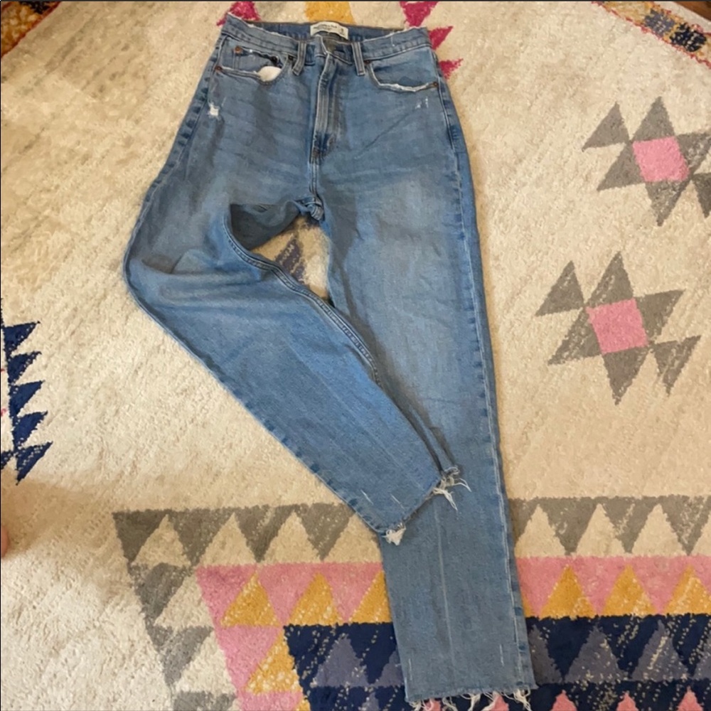 Abercrombie & Fitch High Rise Straight Jeans